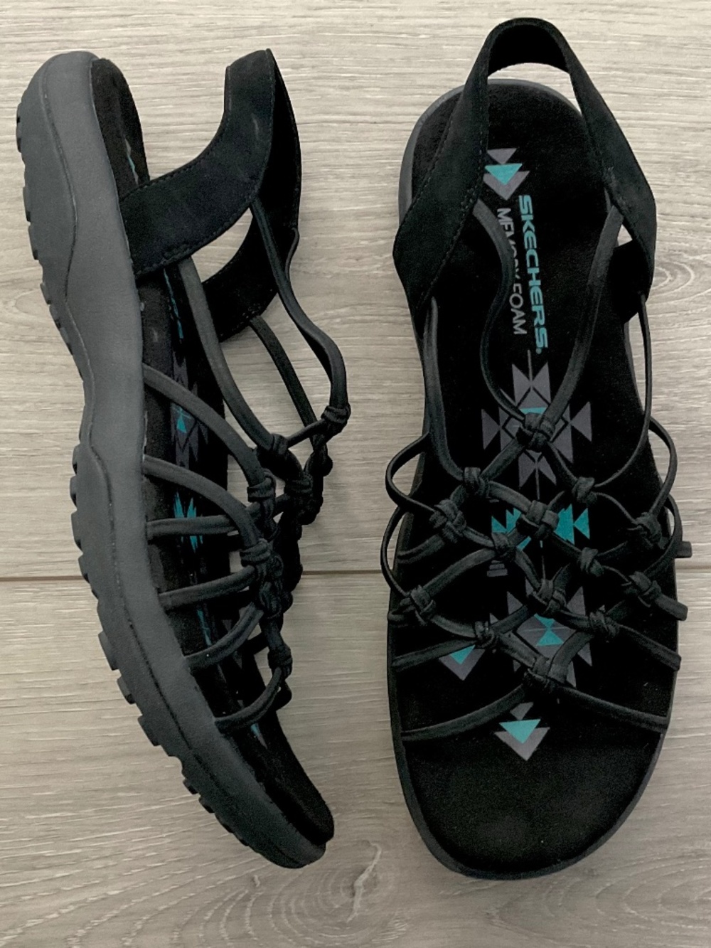 SKECHERS Reggae Slim Stretch Forget Me Knot Sandals Black Size 8 NWOT